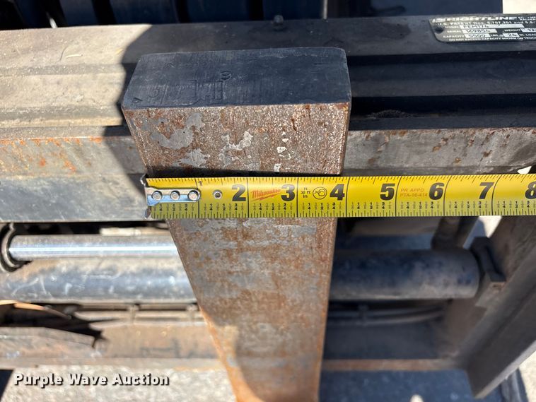 image for item EC8074 2017 UniCarriers PF50 forklift