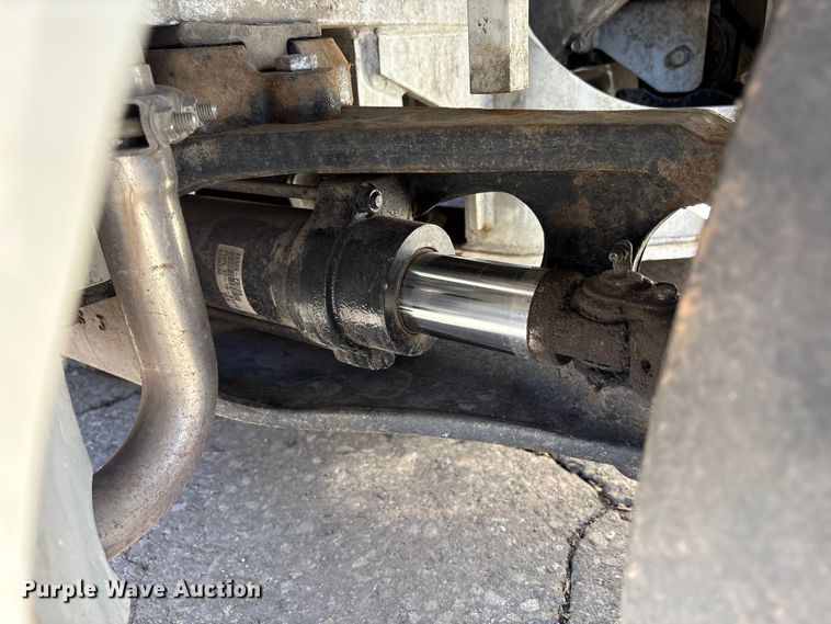 image for item EC8074 2017 UniCarriers PF50 forklift