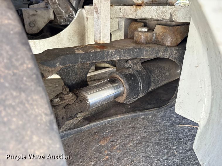 image for item EC8074 2017 UniCarriers PF50 forklift