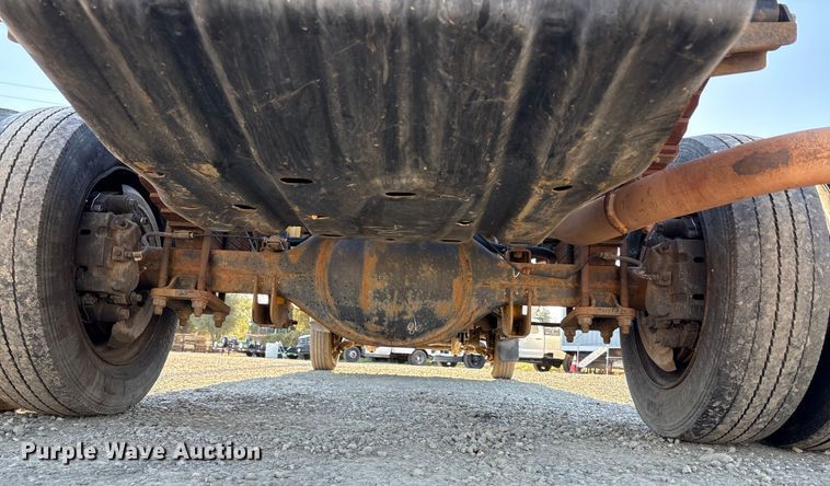 image for item EC8076 2015 Ford F450 truck cab and chassis