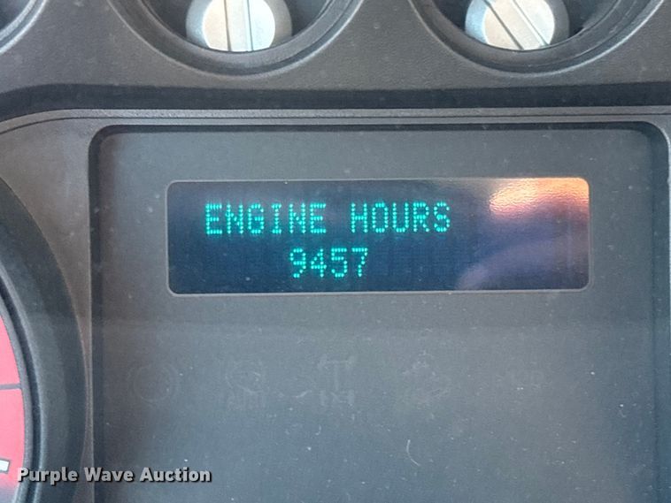 image for item EC8076 2015 Ford F450 truck cab and chassis