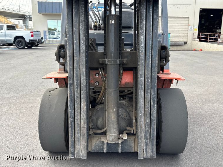 image for item EC8092 2006 Toyota 7FGU30 forklift