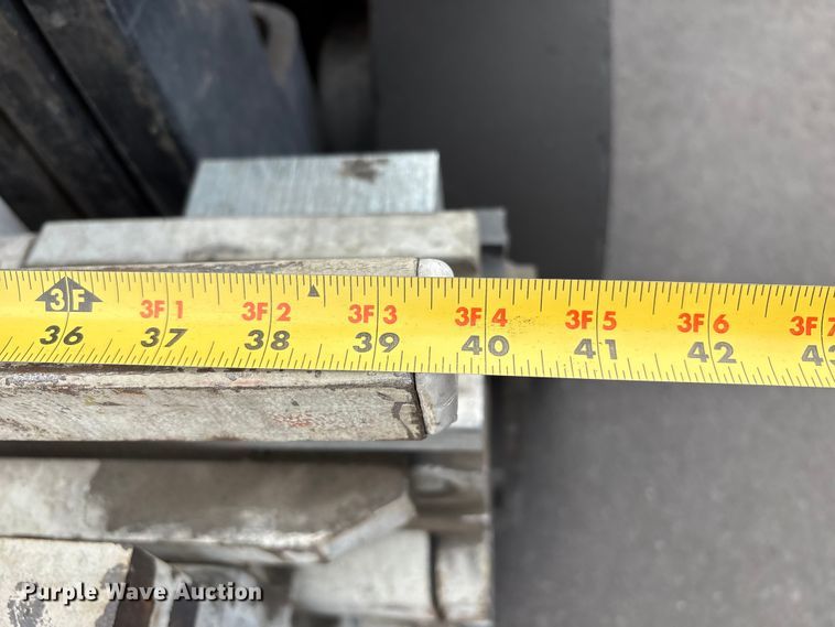 image for item EC8092 2006 Toyota 7FGU30 forklift