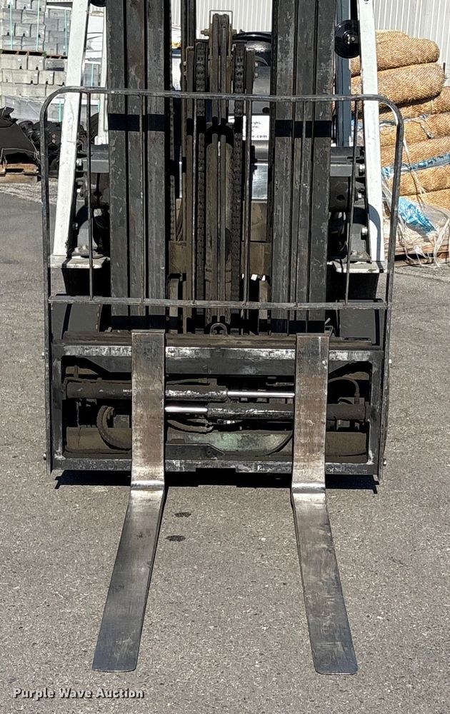 image for item EC8098 2017 UniCarriers PF50 forklift