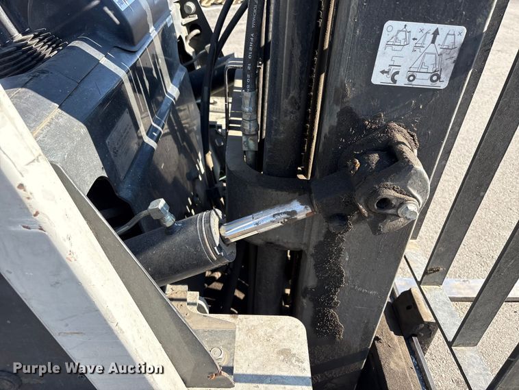 image for item EC8098 2017 UniCarriers PF50 forklift