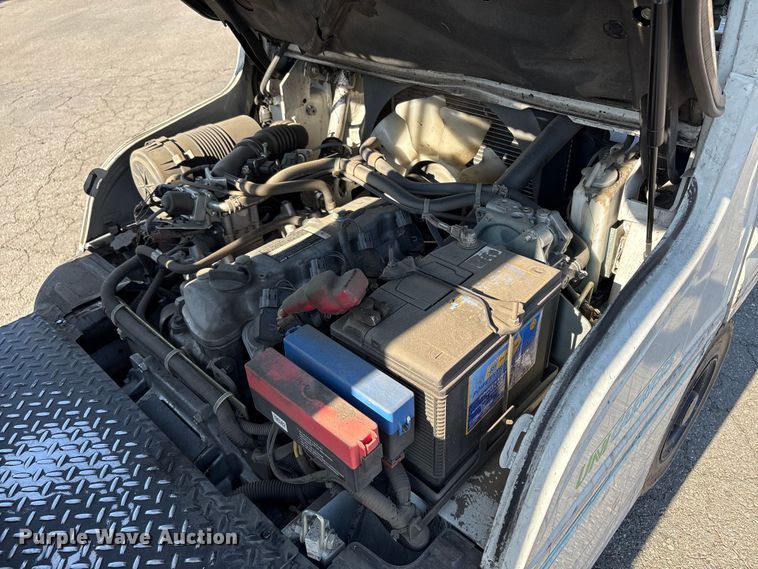 image for item EC8098 2017 UniCarriers PF50 forklift