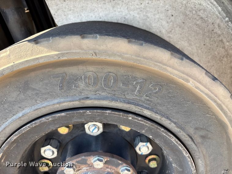 image for item EC8098 2017 UniCarriers PF50 forklift