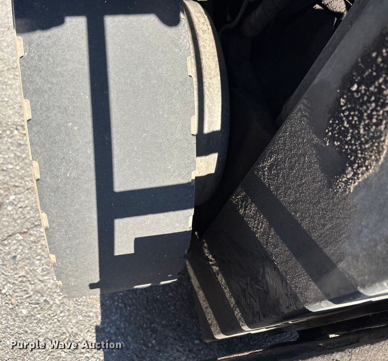 image for item EC8098 2017 UniCarriers PF50 forklift