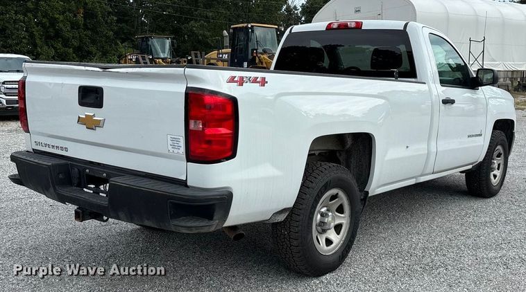 image for item ED2221 2018 Chevrolet Silverado 1500 pickup truck