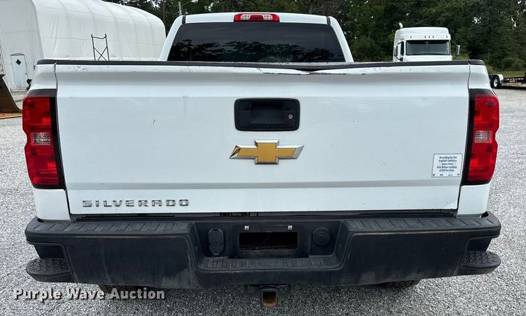 image for item ED2221 2018 Chevrolet Silverado 1500 pickup truck