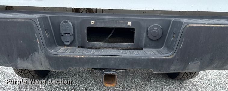 image for item ED2221 2018 Chevrolet Silverado 1500 pickup truck