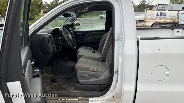 image for item ED2221 2018 Chevrolet Silverado 1500 pickup truck