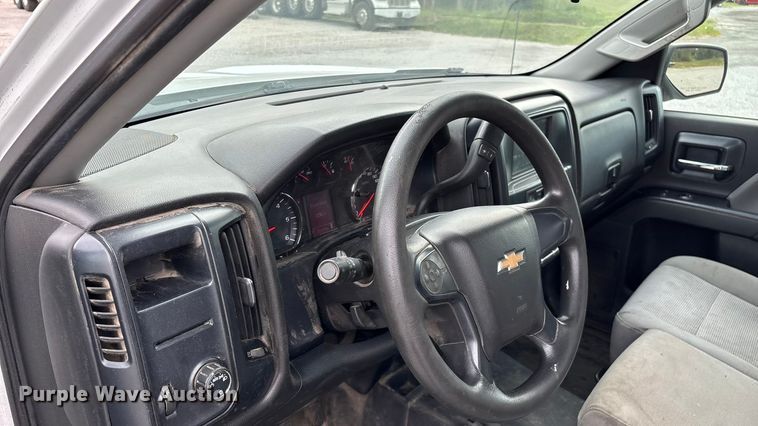 image for item ED2221 2018 Chevrolet Silverado 1500 pickup truck