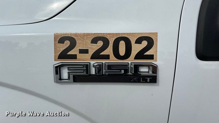 image for item ED2222 2019 Ford F150 SuperCab pickup truck