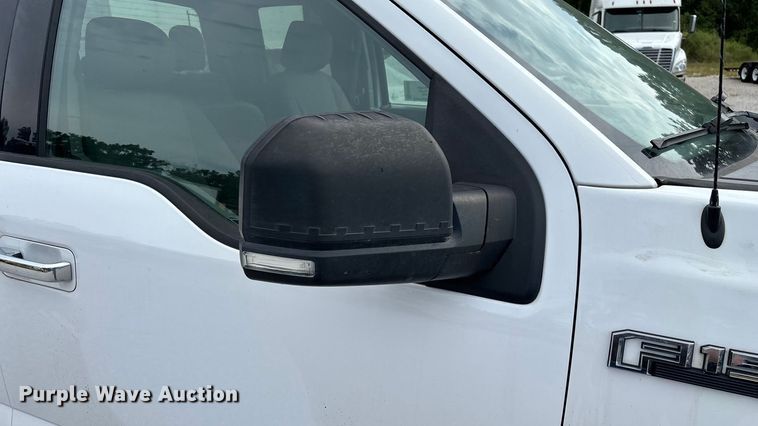 image for item ED2222 2019 Ford F150 SuperCab pickup truck