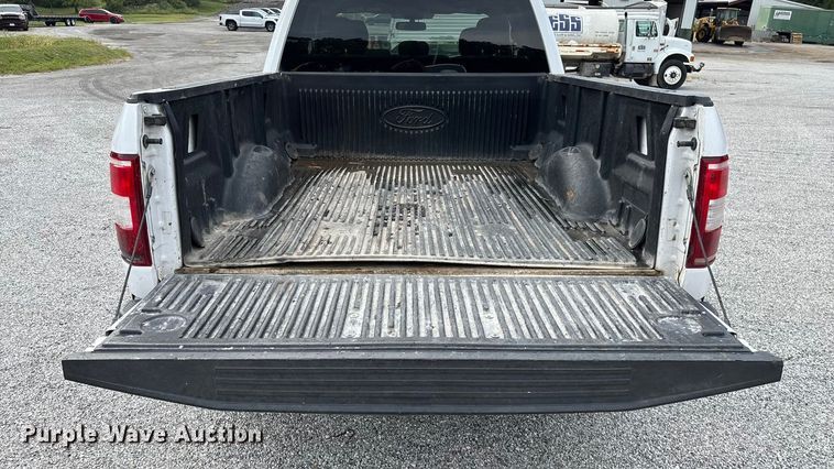 image for item ED2222 2019 Ford F150 SuperCab pickup truck