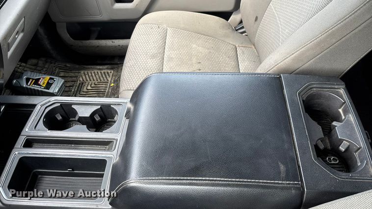 image for item ED2222 2019 Ford F150 SuperCab pickup truck