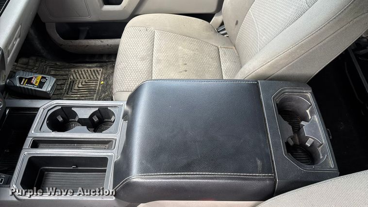 image for item ED2222 2019 Ford F150 SuperCab pickup truck