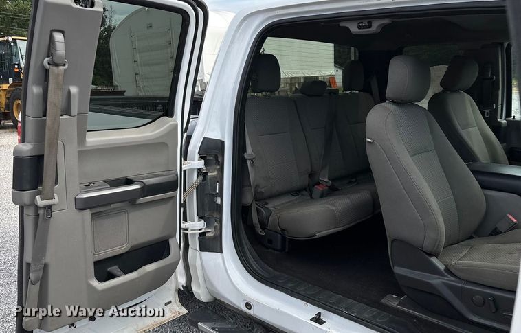 image for item ED2222 2019 Ford F150 SuperCab pickup truck