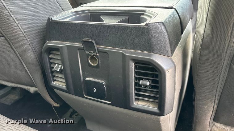 image for item ED2222 2019 Ford F150 SuperCab pickup truck