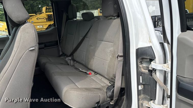 image for item ED2222 2019 Ford F150 SuperCab pickup truck