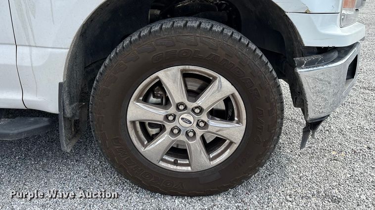 image for item ED2222 2019 Ford F150 SuperCab pickup truck