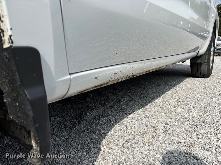 image for item ED2223 2022 Chevrolet Silverado 1500 Crew Cab pickup truck