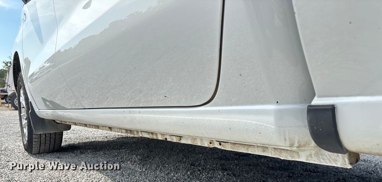 image for item ED2223 2022 Chevrolet Silverado 1500 Crew Cab pickup truck