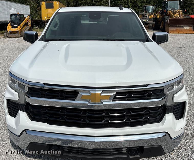 image for item ED2223 2022 Chevrolet Silverado 1500 Crew Cab pickup truck