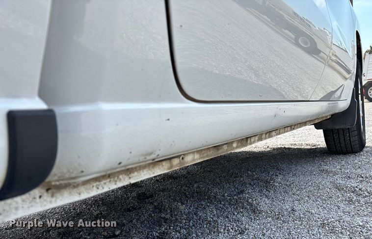 image for item ED2223 2022 Chevrolet Silverado 1500 Crew Cab pickup truck