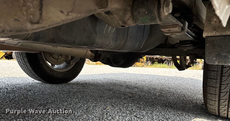 image for item ED2223 2022 Chevrolet Silverado 1500 Crew Cab pickup truck