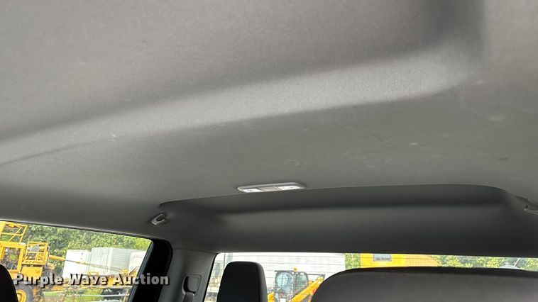 image for item ED2223 2022 Chevrolet Silverado 1500 Crew Cab pickup truck