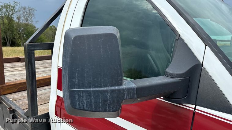 image for item ED2288 2012 Chevrolet Express 4500 flatbed van