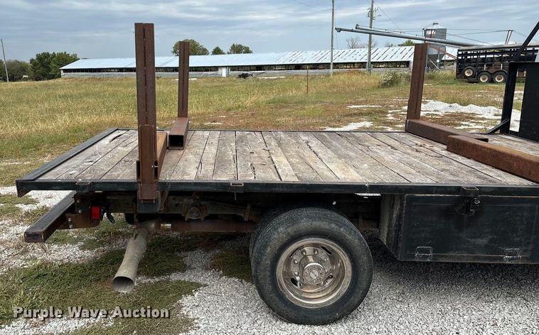 image for item ED2288 2012 Chevrolet Express 4500 flatbed van