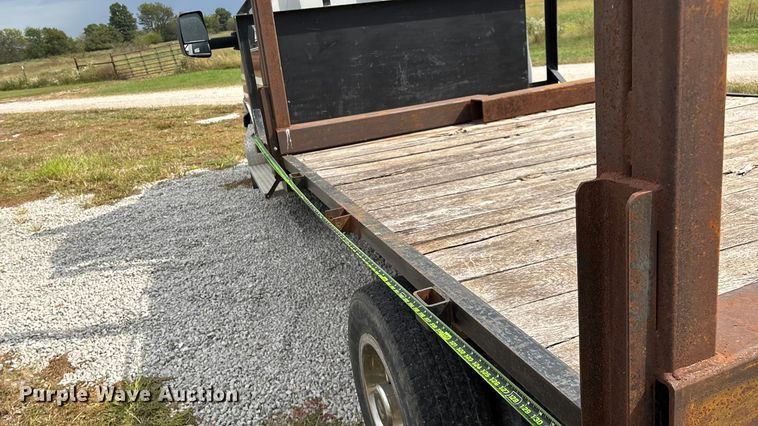 image for item ED2288 2012 Chevrolet Express 4500 flatbed van