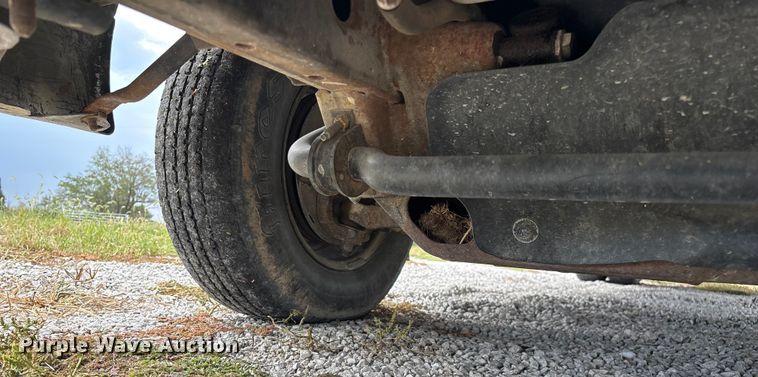 image for item ED2288 2012 Chevrolet Express 4500 flatbed van