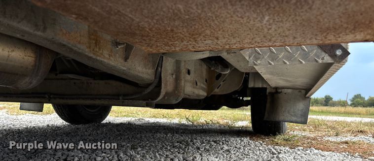 image for item ED2288 2012 Chevrolet Express 4500 flatbed van