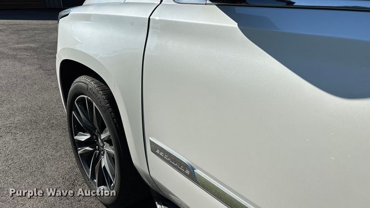 image for item ED2301 2016 Cadillac Escalade SUV