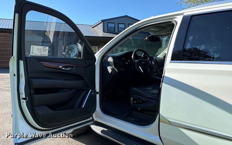 image for item ED2301 2016 Cadillac Escalade SUV