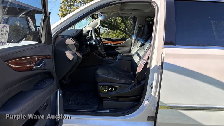 image for item ED2301 2016 Cadillac Escalade SUV