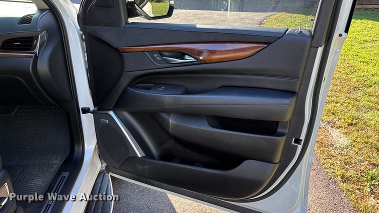 image for item ED2301 2016 Cadillac Escalade SUV