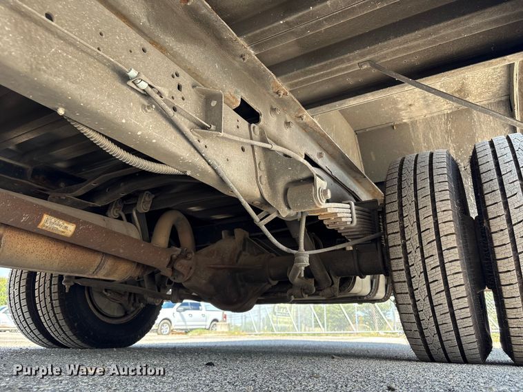 image for item ED5900 2016 Ford 450 delivery van