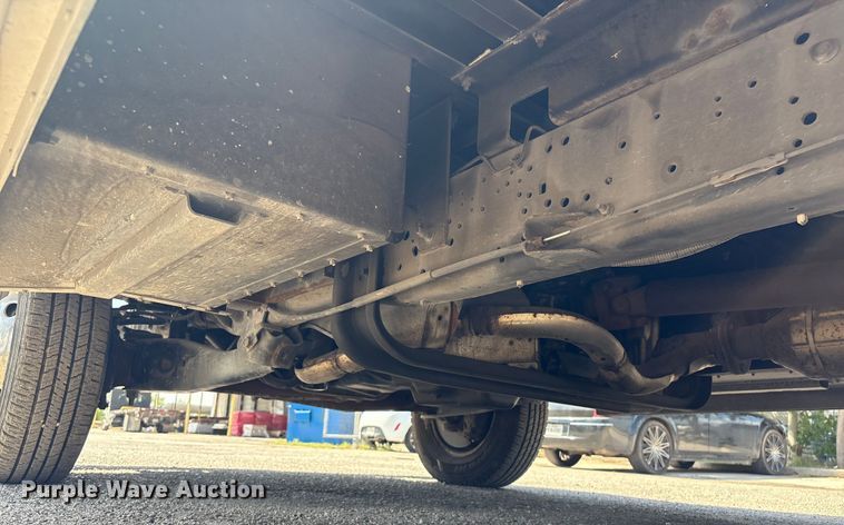 image for item ED5900 2016 Ford 450 delivery van