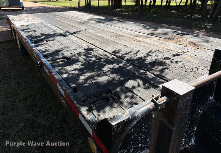 image for item ED5936 2006 TCI equipment trailer