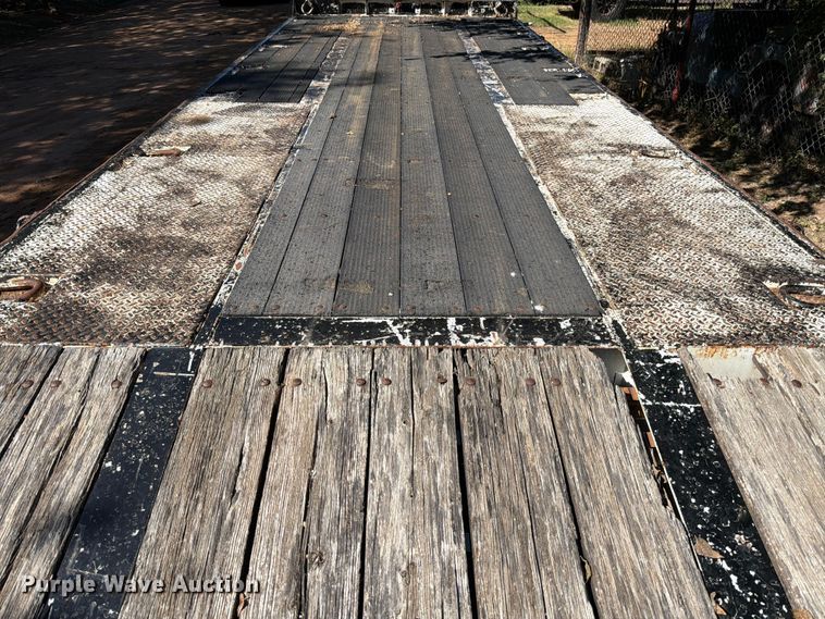 image for item ED5936 2006 TCI equipment trailer