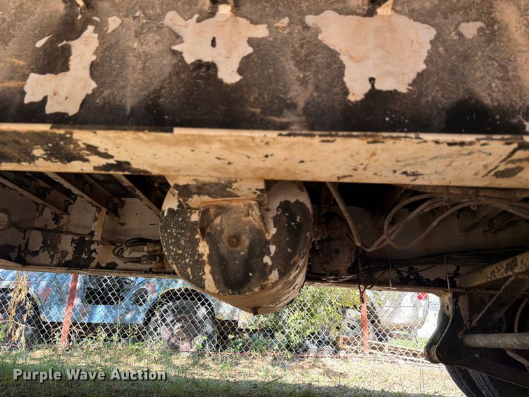 image for item ED5936 2006 TCI equipment trailer