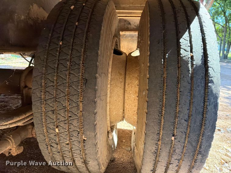 image for item ED5936 2006 TCI equipment trailer