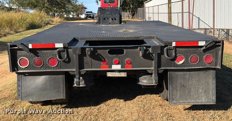 image for item ED5937 2007 XL Specialized lowboy equipment trailer