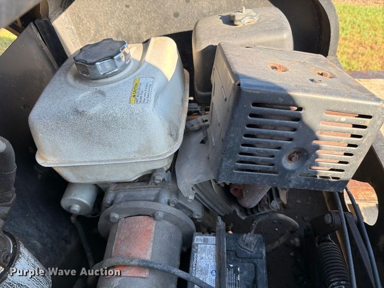 image for item ED5937 2007 XL Specialized lowboy equipment trailer