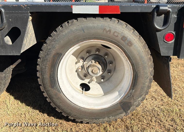 image for item ED5937 2007 XL Specialized lowboy equipment trailer